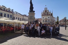Studenci architektury wraz z opiekunami,