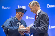 Gratulacje dla doktora honoris causa Marka Dareckiego,